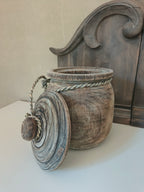 Houten pot met deksel