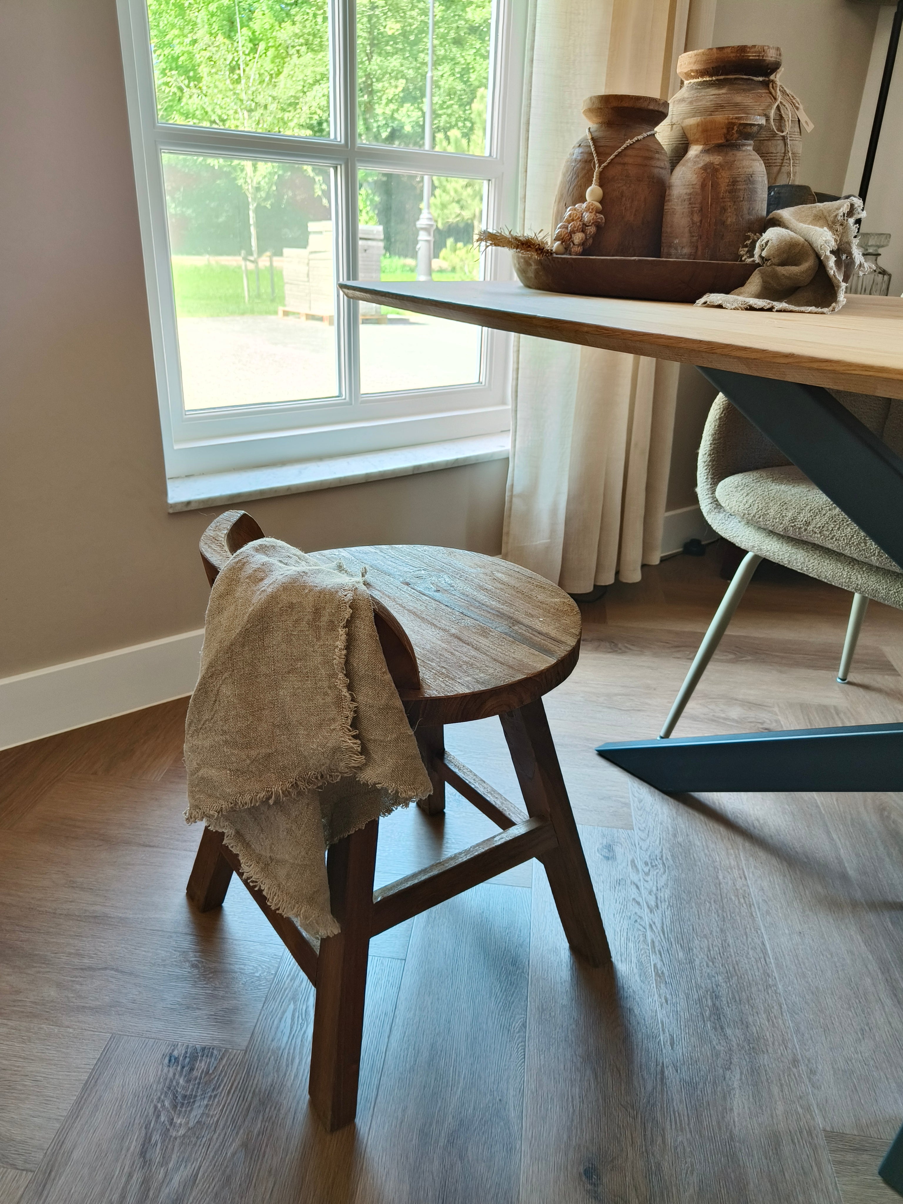 Houten krukje