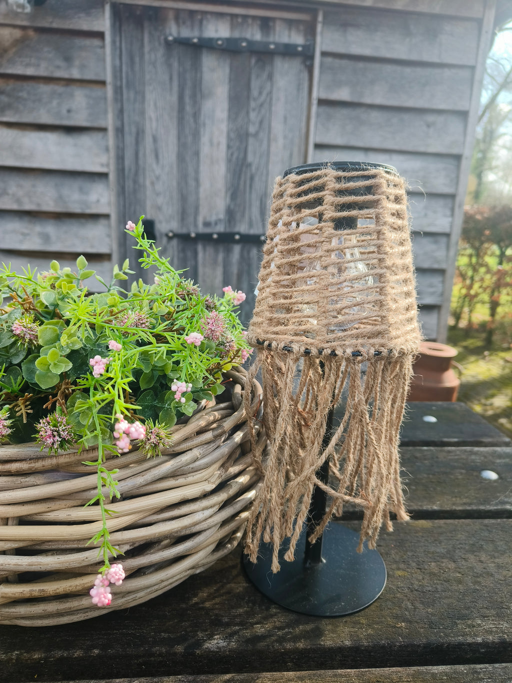 Tafel solar jute
