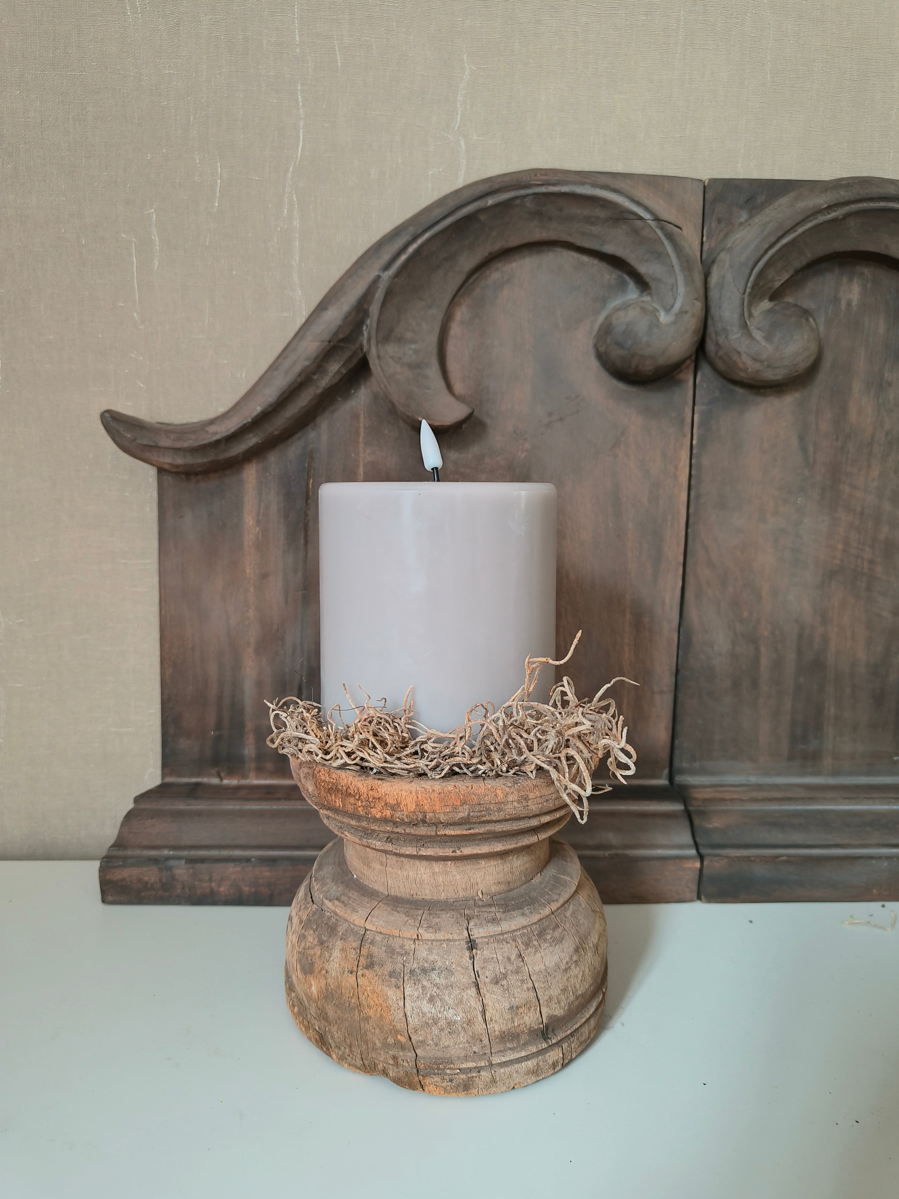 Unieke houten kaarsenstandaard Pully