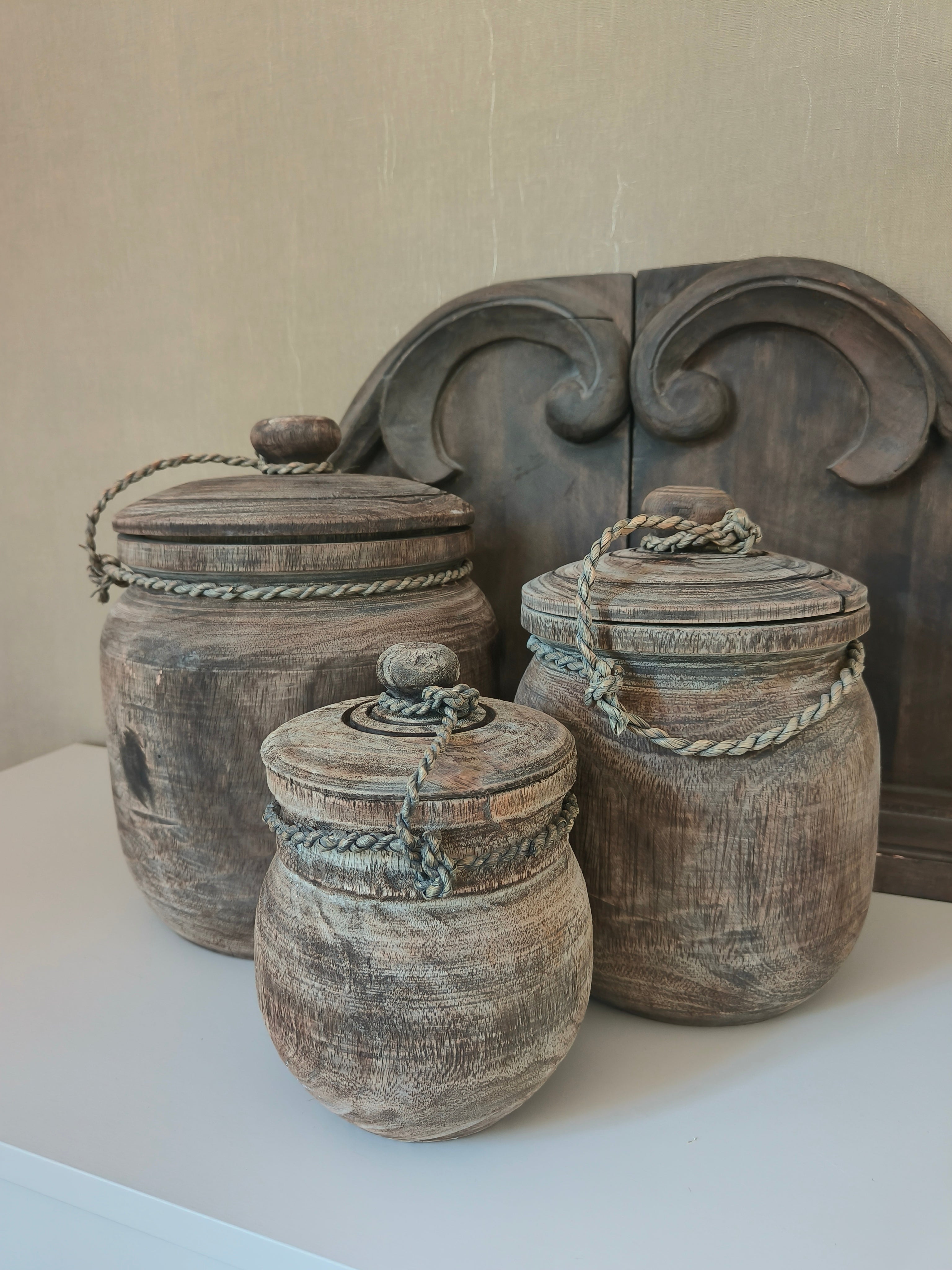 Houten pot met deksel