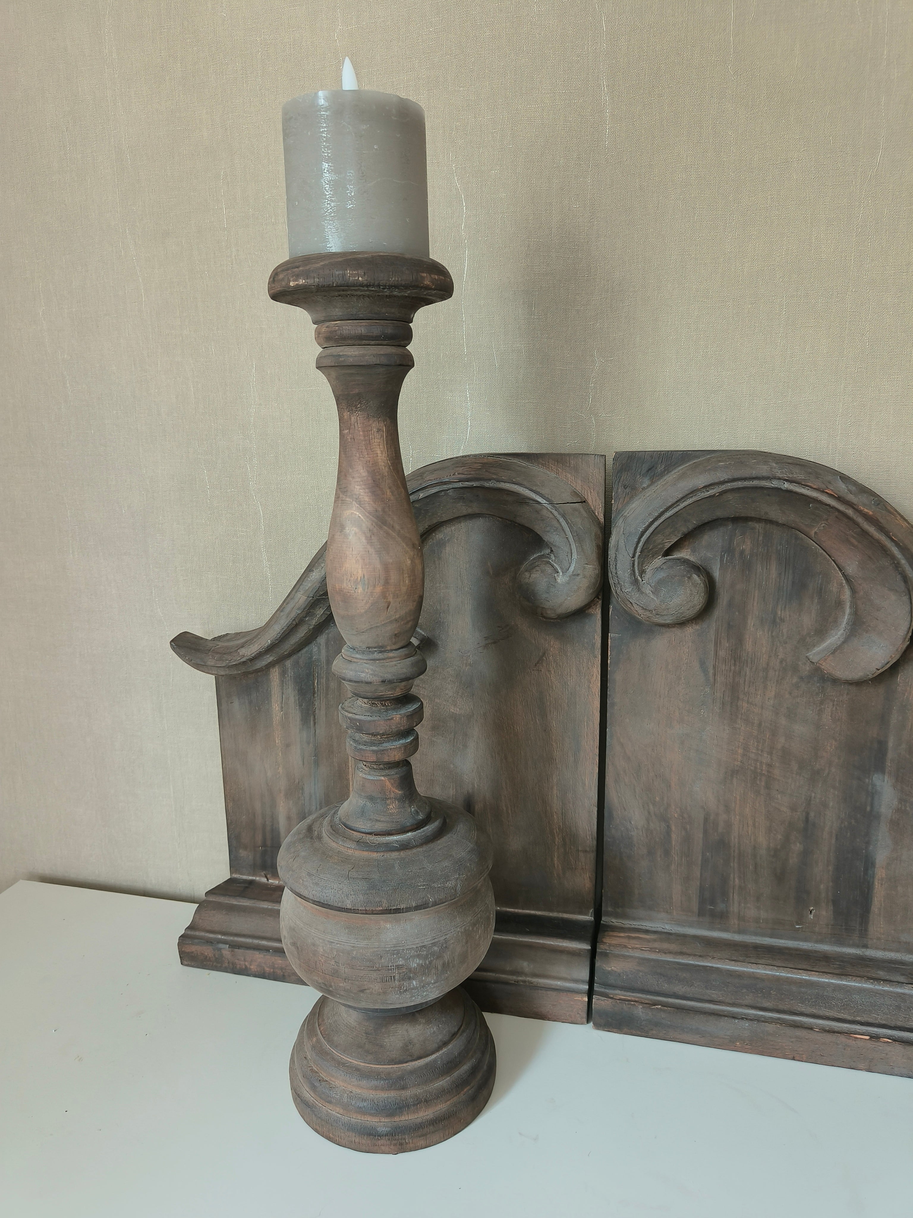 Houten kandelaar