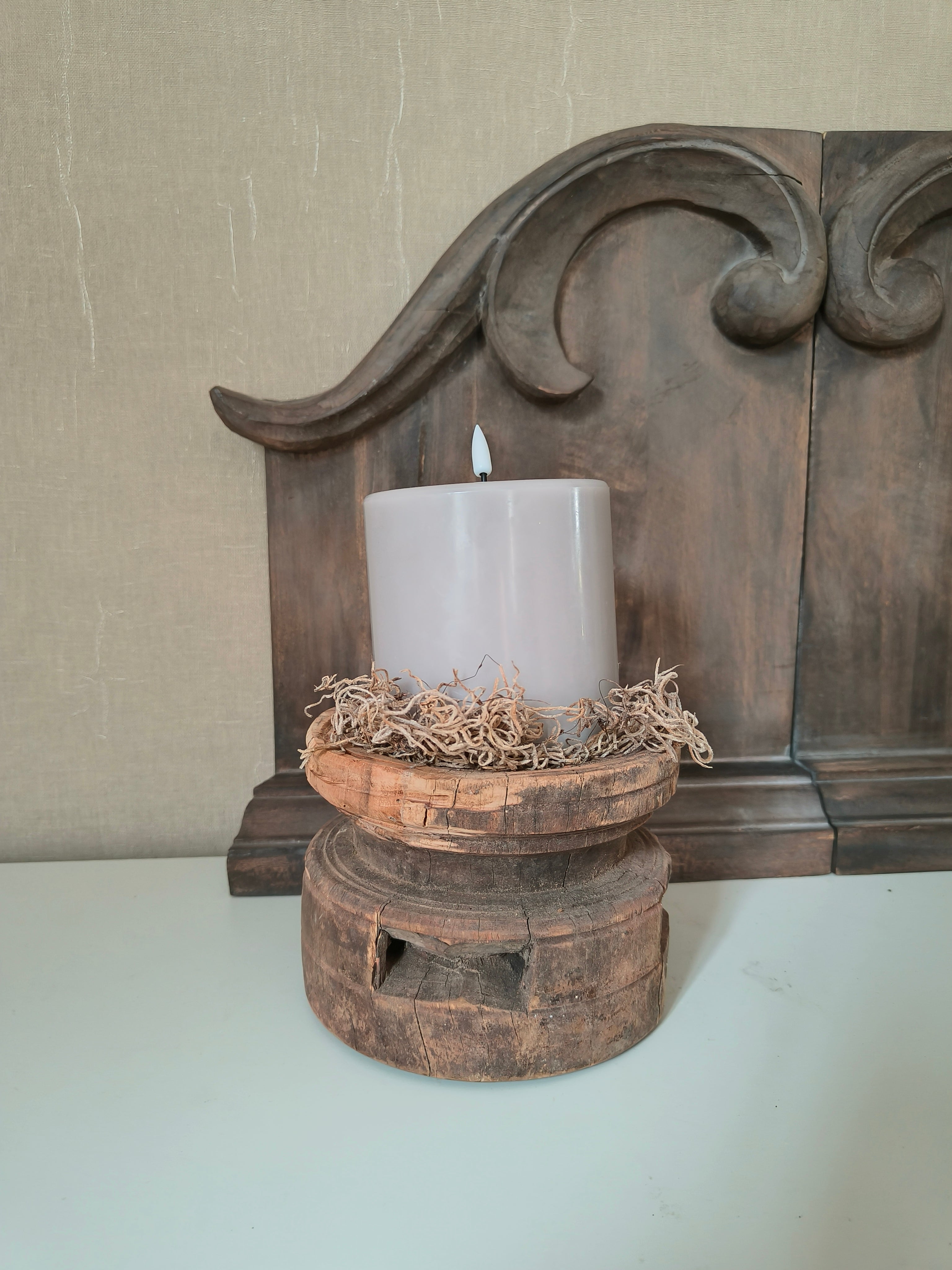 Unieke houten kaarsenstandaard Pully