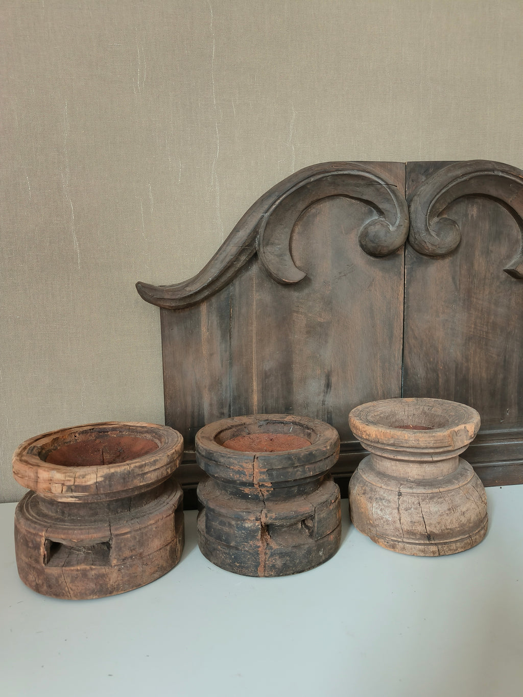 Unieke houten kaarsenstandaard Pully