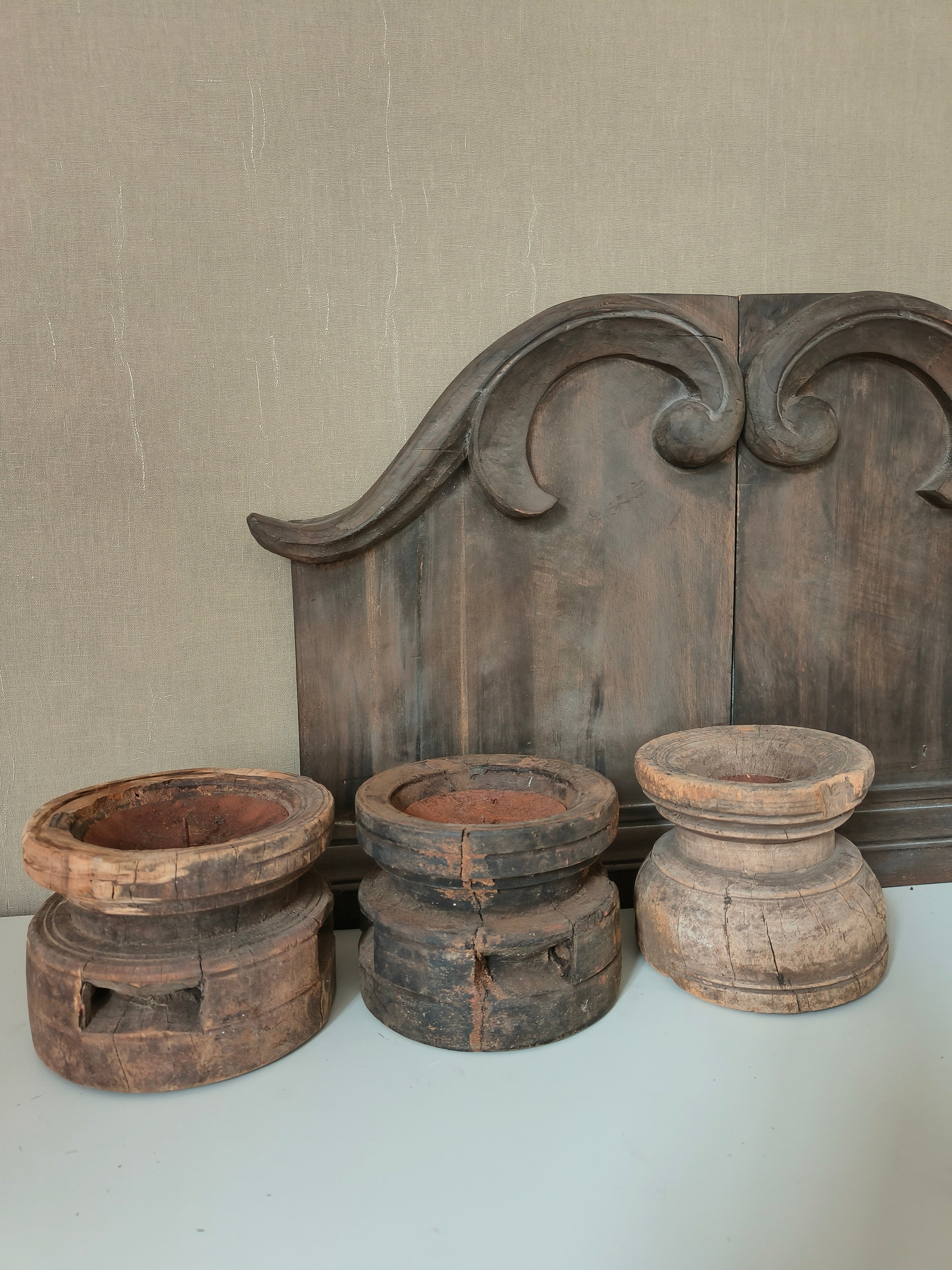 Unieke houten kaarsenstandaard Pully